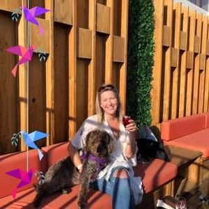 Meet your Posher, Dana